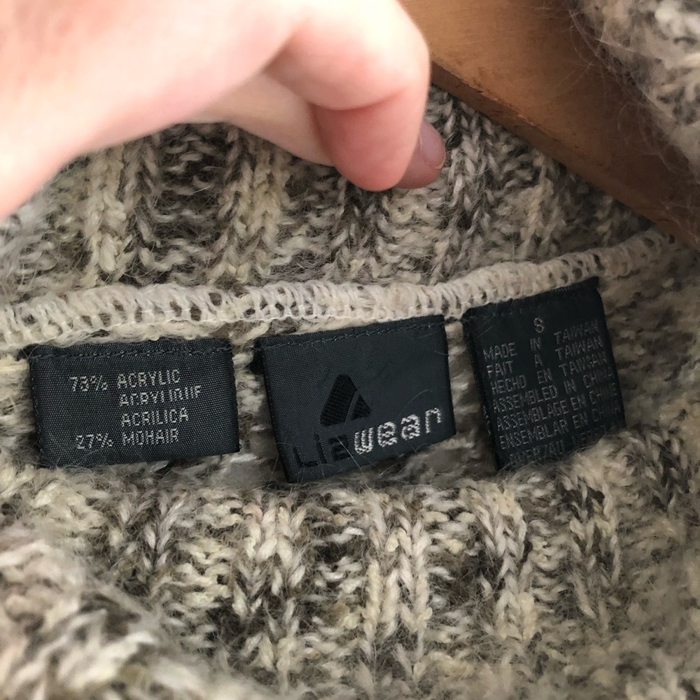 Fuzzy mohair knit sweater - Picture 11 of 14